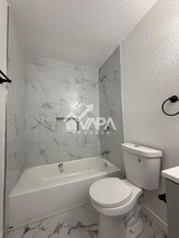 9034 Oceanview Dr in San Antonio, TX - Building Photo - Building Photo