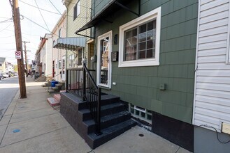 335 Taylor St in Pittsburgh, PA - Building Photo - Building Photo