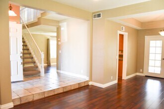 1276 Willowspring Ln in Corona, CA - Foto de edificio - Building Photo