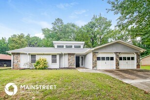 120 Hearth Way in Fairburn, GA - Building Photo