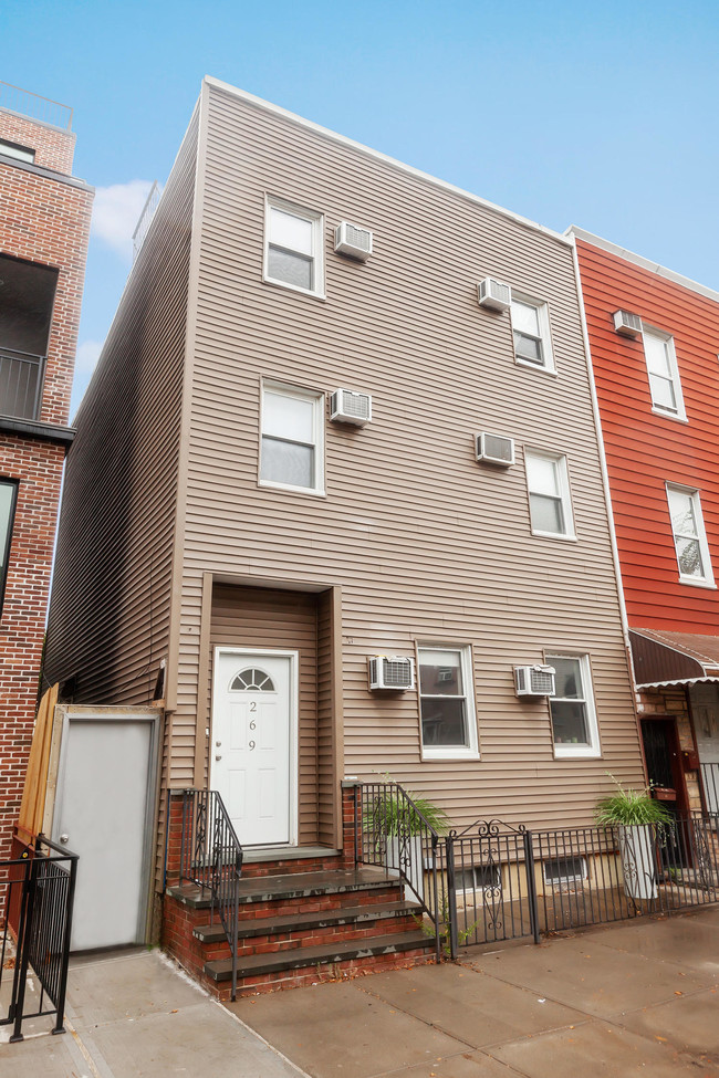 269 Ainslie St in Brooklyn, NY - Building Photo - Building Photo