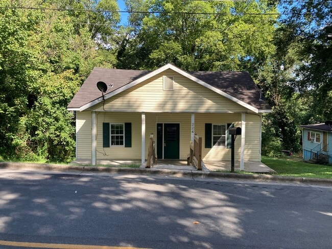 property at 224 Couper St NE