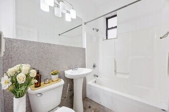 301 W 151st St in New York, NY - Building Photo - Building Photo