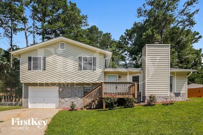 property at 4569 Iroquois Trail NW