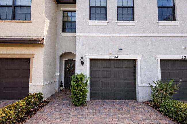 2394 Post St in Palm Springs, FL - Building Photo - Building Photo