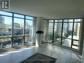 3 Navy Wharf Ct in Toronto, ON - Building Photo - Building Photo