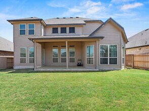257 Bee Caves Cove in Cibolo, TX - Building Photo - Building Photo