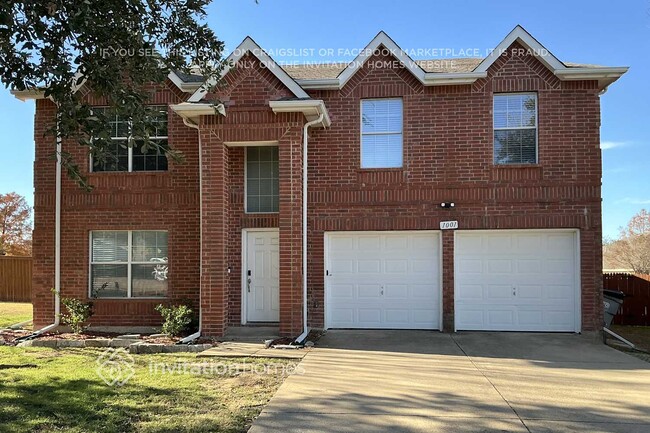 property at 1001 Windsor Ln