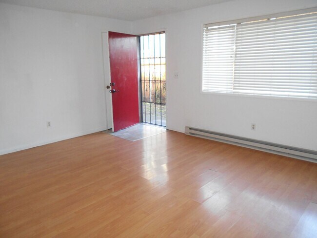 1120 SE 45th Ave in Portland, OR - Building Photo - Building Photo