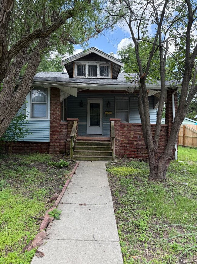 property at 2010 N 9th St
