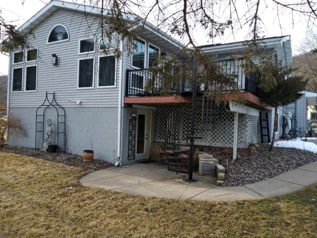 68 Warren Ct in Winona, MN - Building Photo - Building Photo