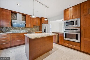 12260 Greenleaf Ave in Potomac, MD - Building Photo