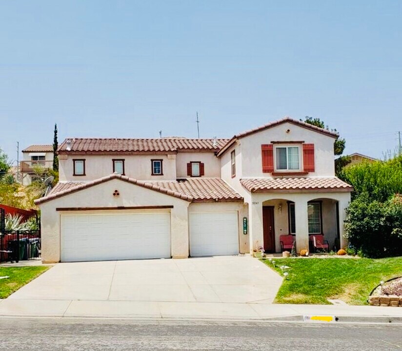 38343 Bonino Dr in Palmdale, CA - Building Photo
