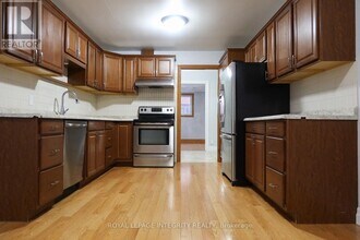 56 Francis St in Vaughan, ON - Building Photo - Building Photo