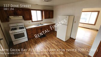 337 Dove St in Oshkosh, WI - Building Photo