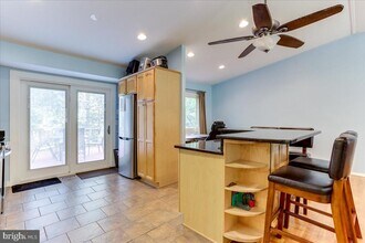 2509 Fauquier Ln in Reston, VA - Building Photo - Building Photo