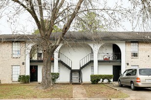 The Pines at Leonora Park