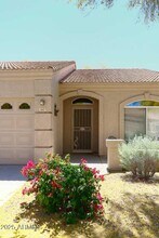 2101 S Yellow Wood in Mesa, AZ - Foto de edificio - Building Photo