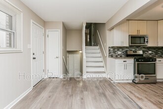 4630 S Honore St in Chicago, IL - Building Photo - Building Photo