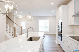 952 Belvedere Way in Charlottesville, VA - Building Photo - Building Photo