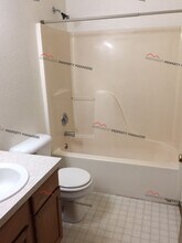 305 Waunch St in Centralia, WA - Building Photo - Building Photo