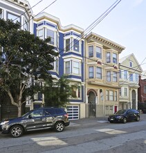 3673-3675 19th St in San Francisco, CA - Foto de edificio - Building Photo