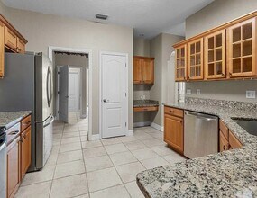 2276 Colony Club Dr in Lakeland, FL - Foto de edificio - Building Photo