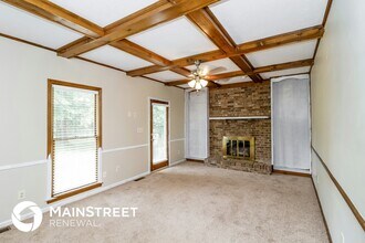 8105 Thornwood Rd in Louisville, KY - Building Photo - Building Photo