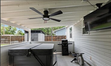 2105 S Hazel Ct in Denver, CO - Building Photo - Building Photo