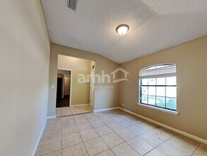 3753 Woodbriar Dr in Orange Park, FL - Foto de edificio - Building Photo