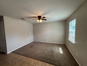 2701 E 8th Ct in Panama City, FL - Foto de edificio - Building Photo