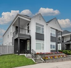 Aerie Blue Sage in Elkhorn, NE - Building Photo - Building Photo