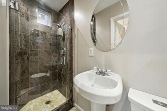 1202 Florida Ave NE in Washington, DC - Building Photo - Building Photo