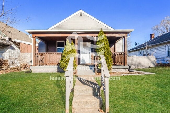 property at 1515 Villa Ave