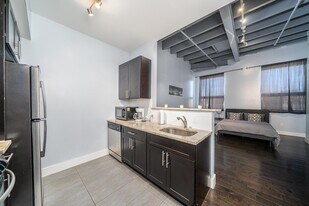235 Orient Ave in Jersey City, NJ - Building Photo