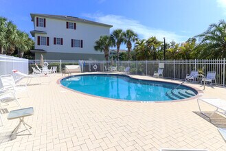 3409-3410 10 Th Ln W in Palmetto, FL - Building Photo - Building Photo