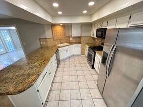 3713 N White Plains Dr in Las Vegas, NV - Building Photo - Building Photo