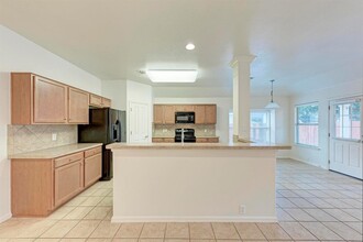 412 Golden Eagle in Leander, TX - Building Photo - Building Photo