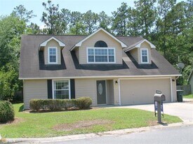 517 Lake Jordan Blvd W in Kingsland, GA - Building Photo