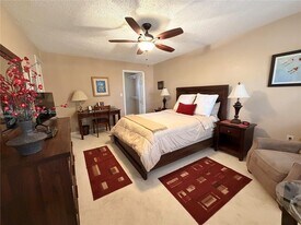 0 000 in Palmetto Bay, FL - Building Photo