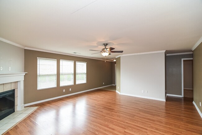 15337 Tyler Mill Dr in Athens, AL - Building Photo - Building Photo