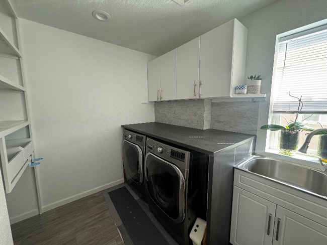 8809 Polka Way in Elk Grove, CA - Building Photo - Building Photo