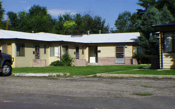 1690 Teller St in Lakewood, CO - Building Photo