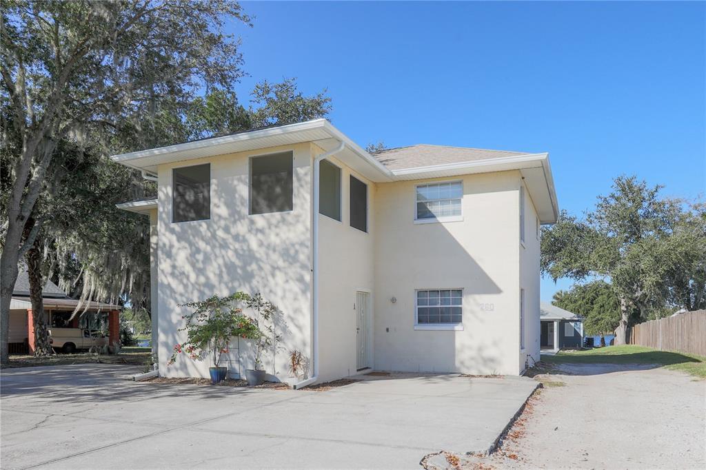 260 S Central Ave-Unit -B in Umatilla, FL - Building Photo