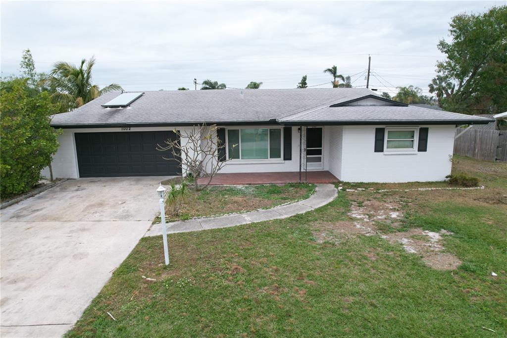 1002 Fruitland Ave in Bradenton, FL - Building Photo