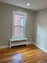 1 Divinity St in Bristol, CT - Building Photo - Building Photo