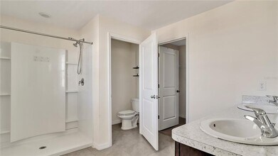 16636 Windmill Forge Pass in Wimauma, FL - Building Photo - Building Photo