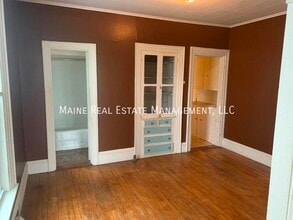 32 Coombs St in Bangor, ME - Building Photo - Building Photo