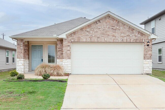 178 Euclid Ln in Uhland, TX - Building Photo - Building Photo