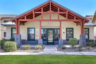 Roosevelt Commons in Phoenix, AZ - Building Photo